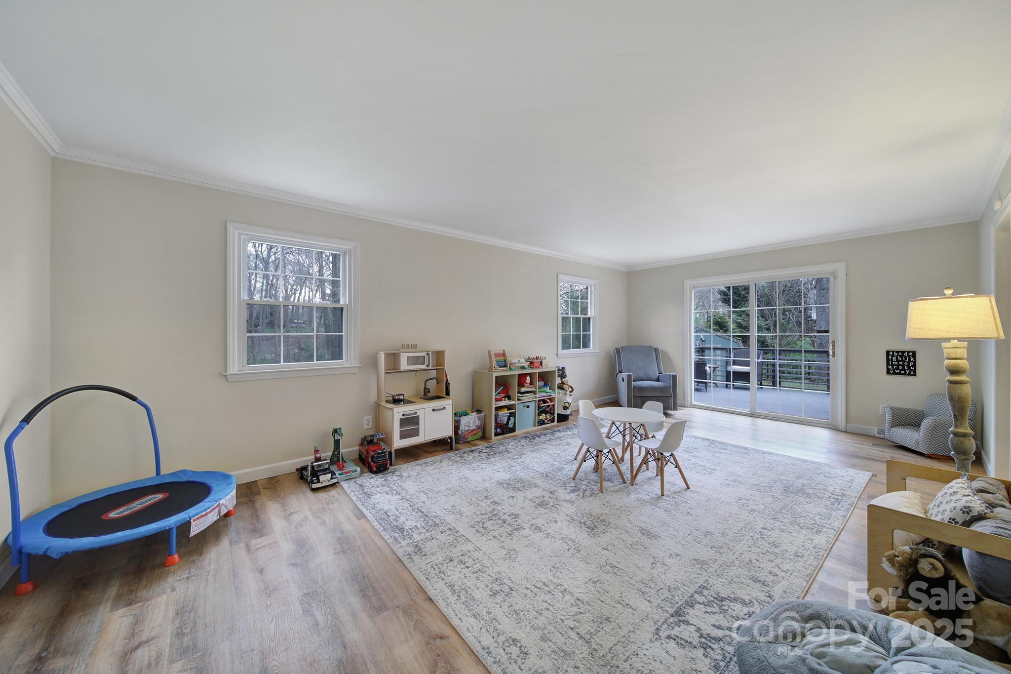 Sherwood Forest - Residential