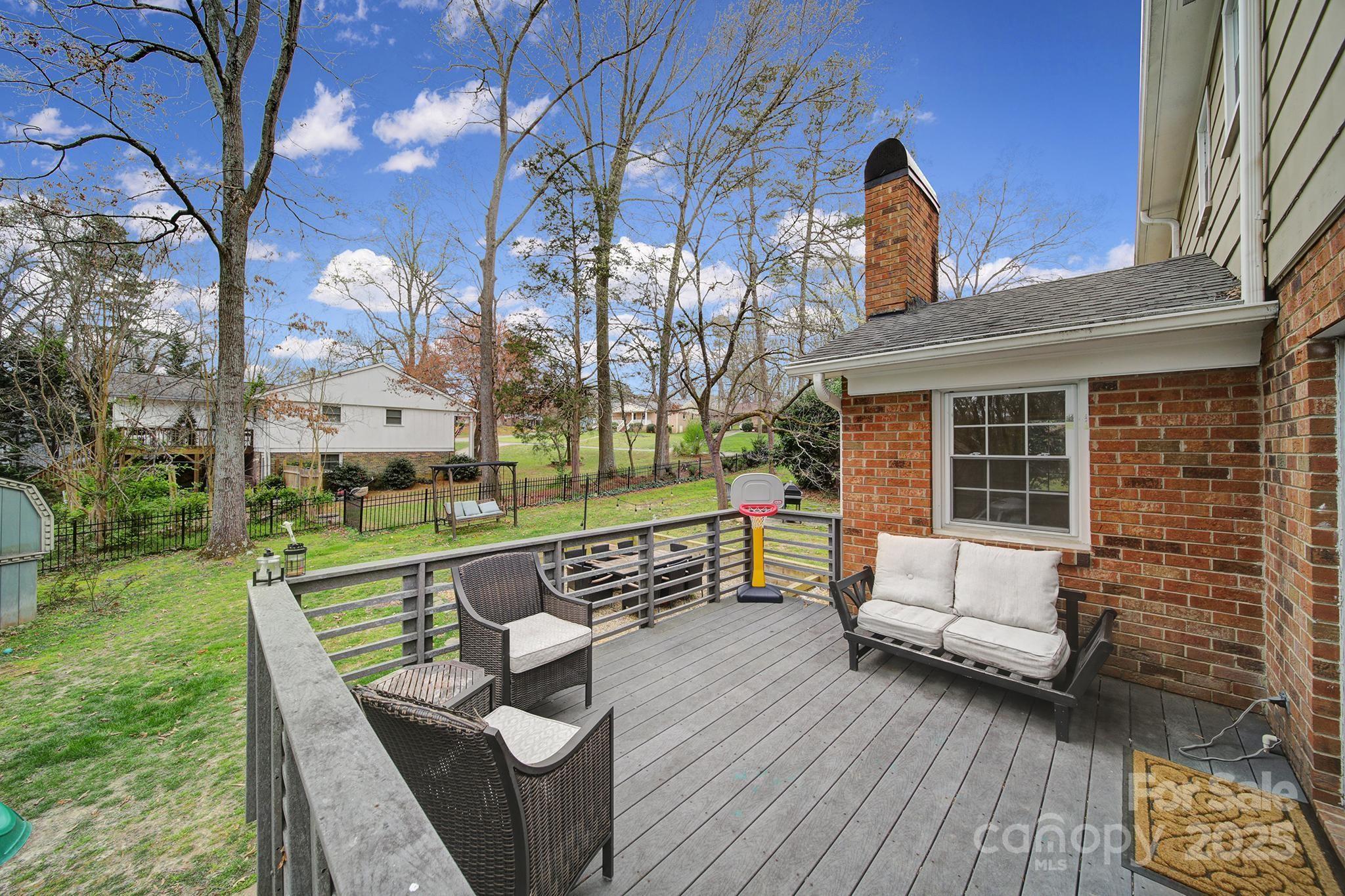 Sherwood Forest - Residential