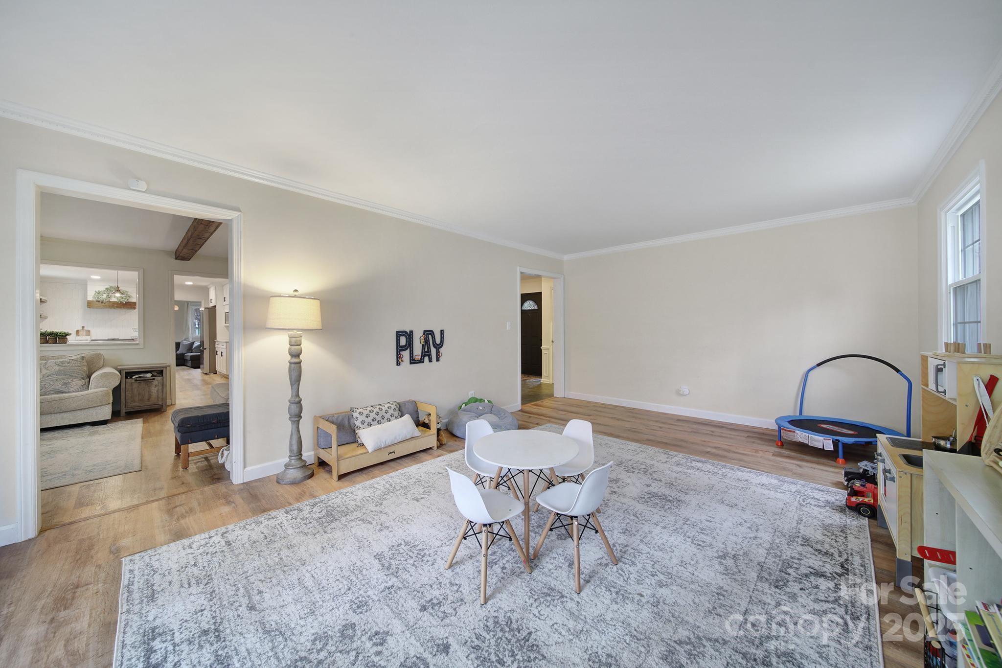 Sherwood Forest - Residential