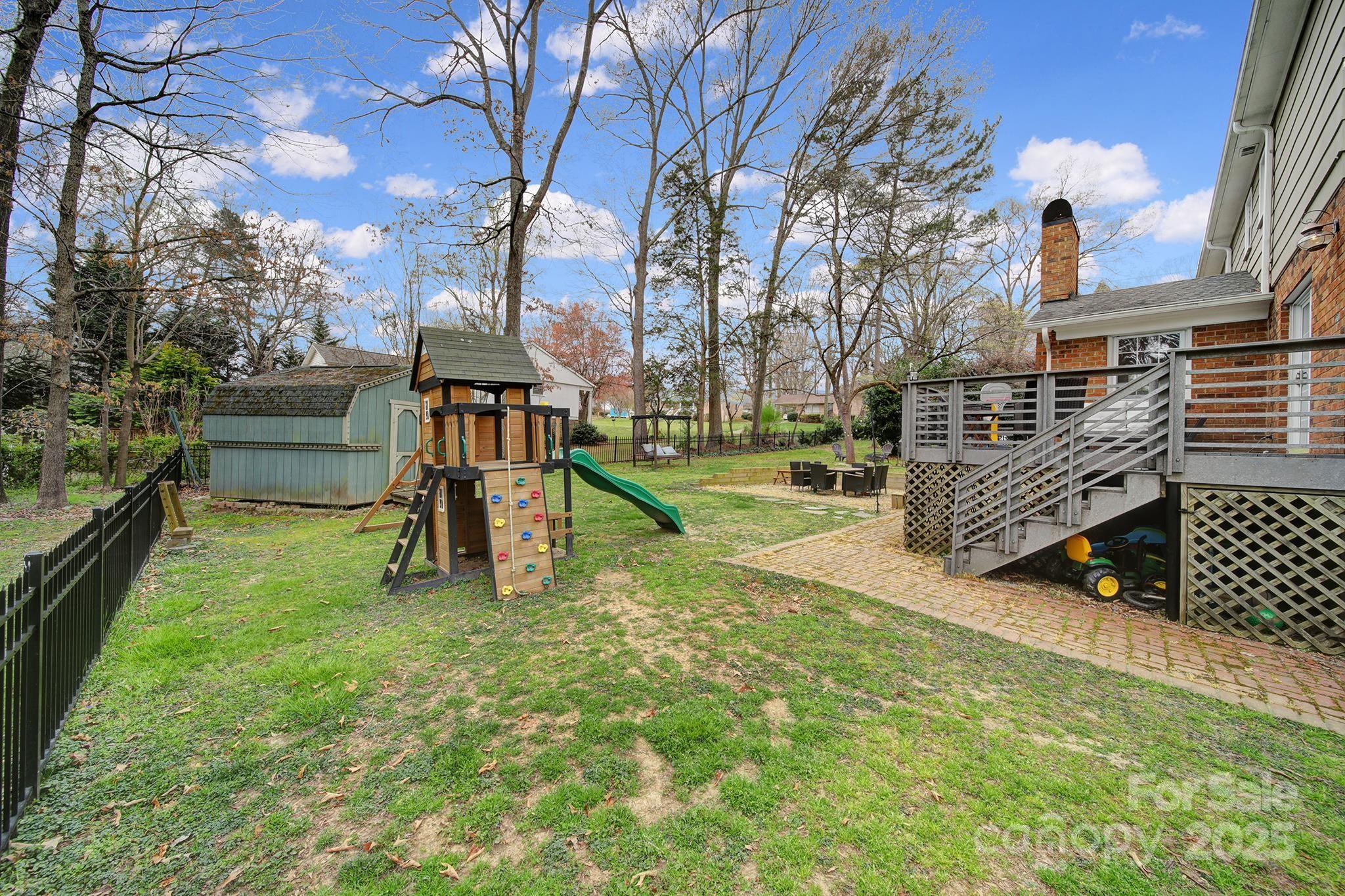 Sherwood Forest - Residential