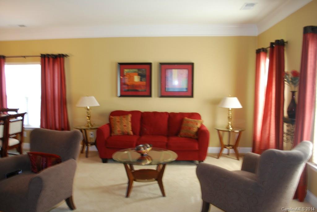 English Trails - Residential