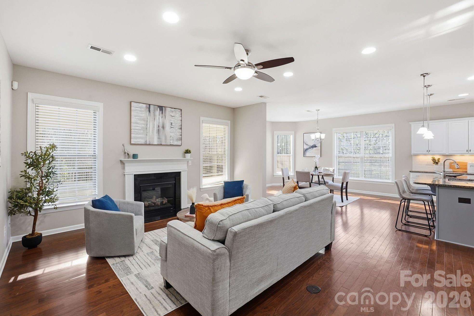 Hawks Creek - Residential