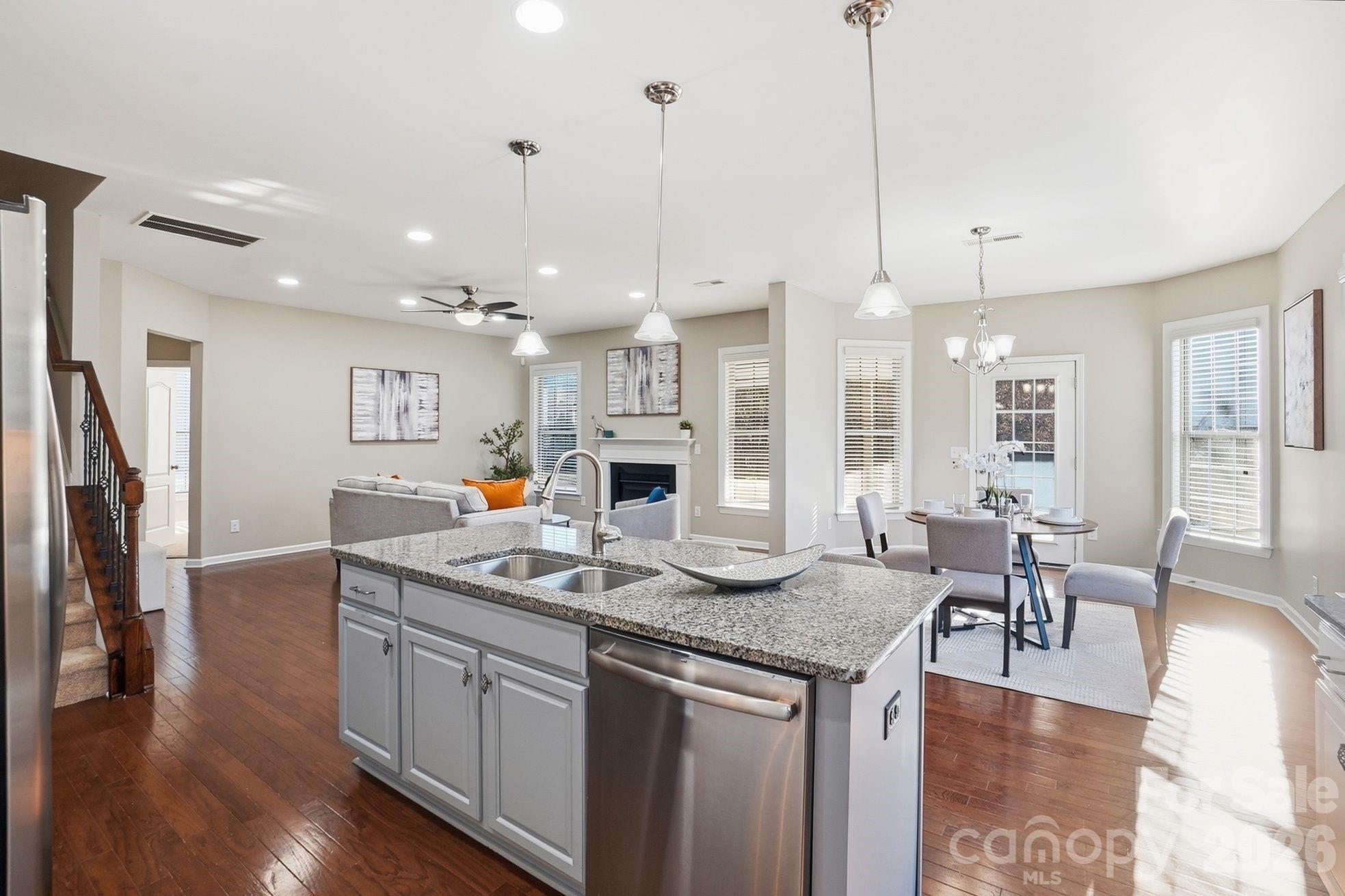 Hawks Creek - Residential