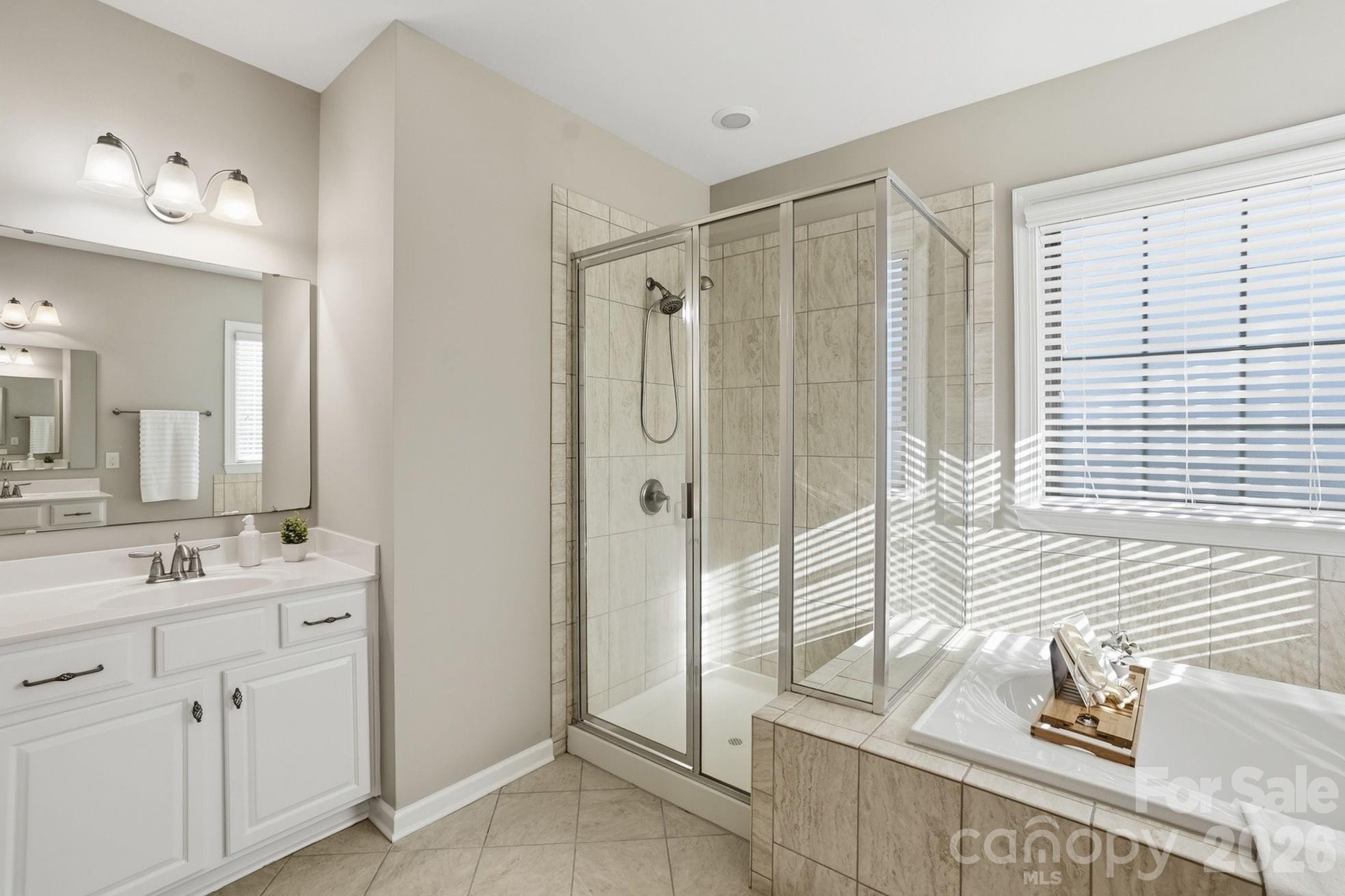 Hawks Creek - Residential