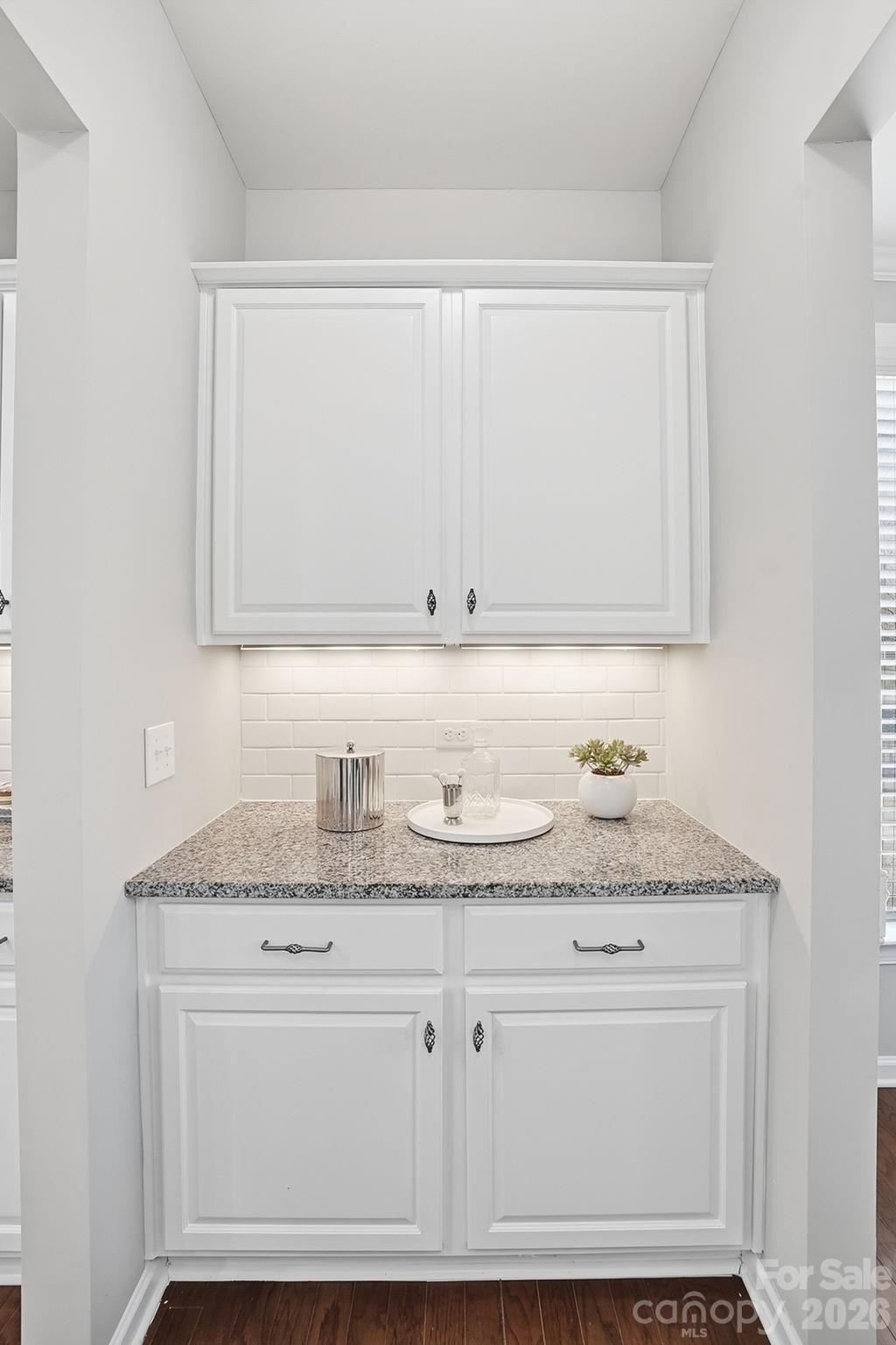 Hawks Creek - Residential