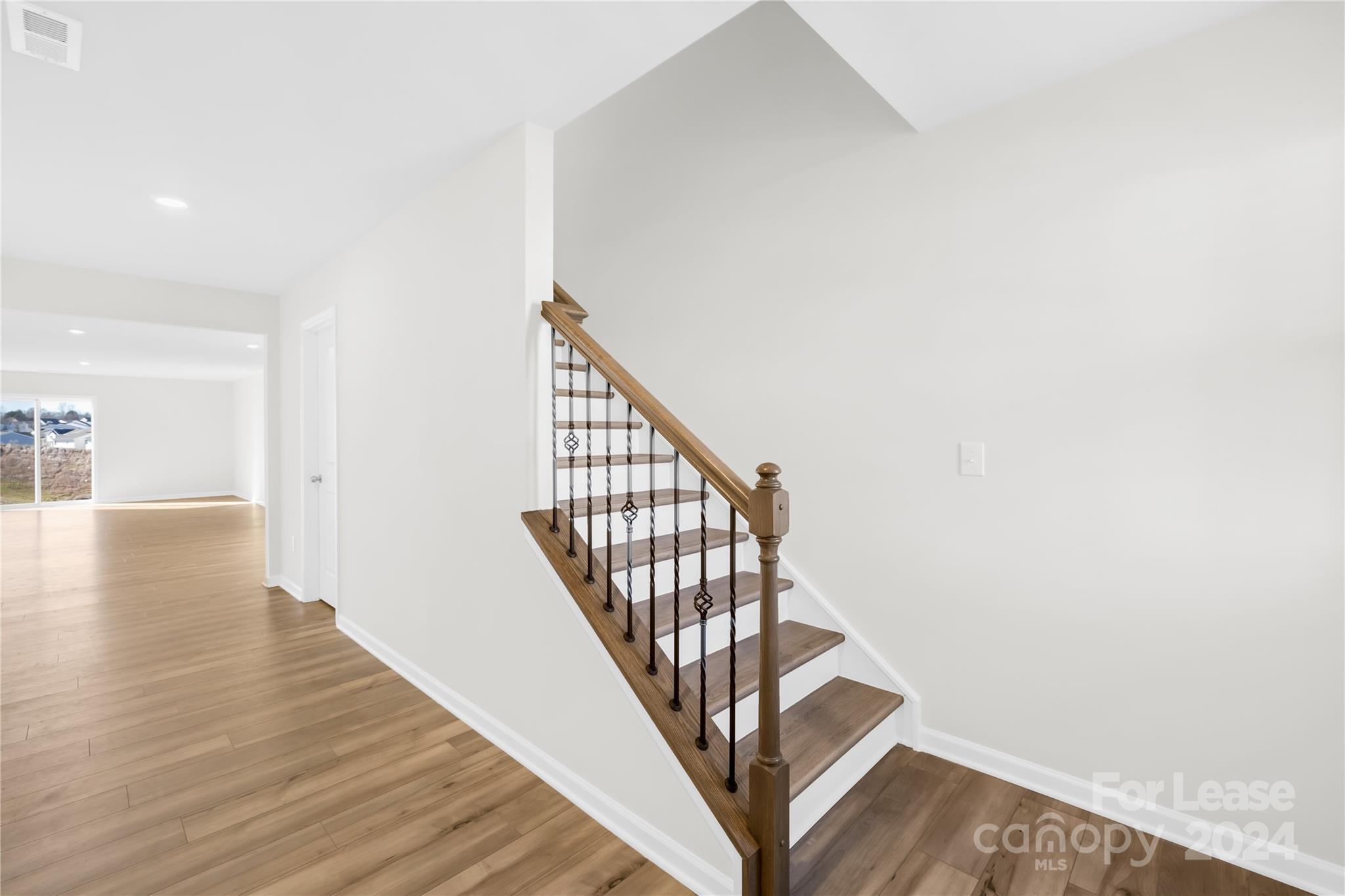 The Retreat at Cameron Commons - Residential Lease