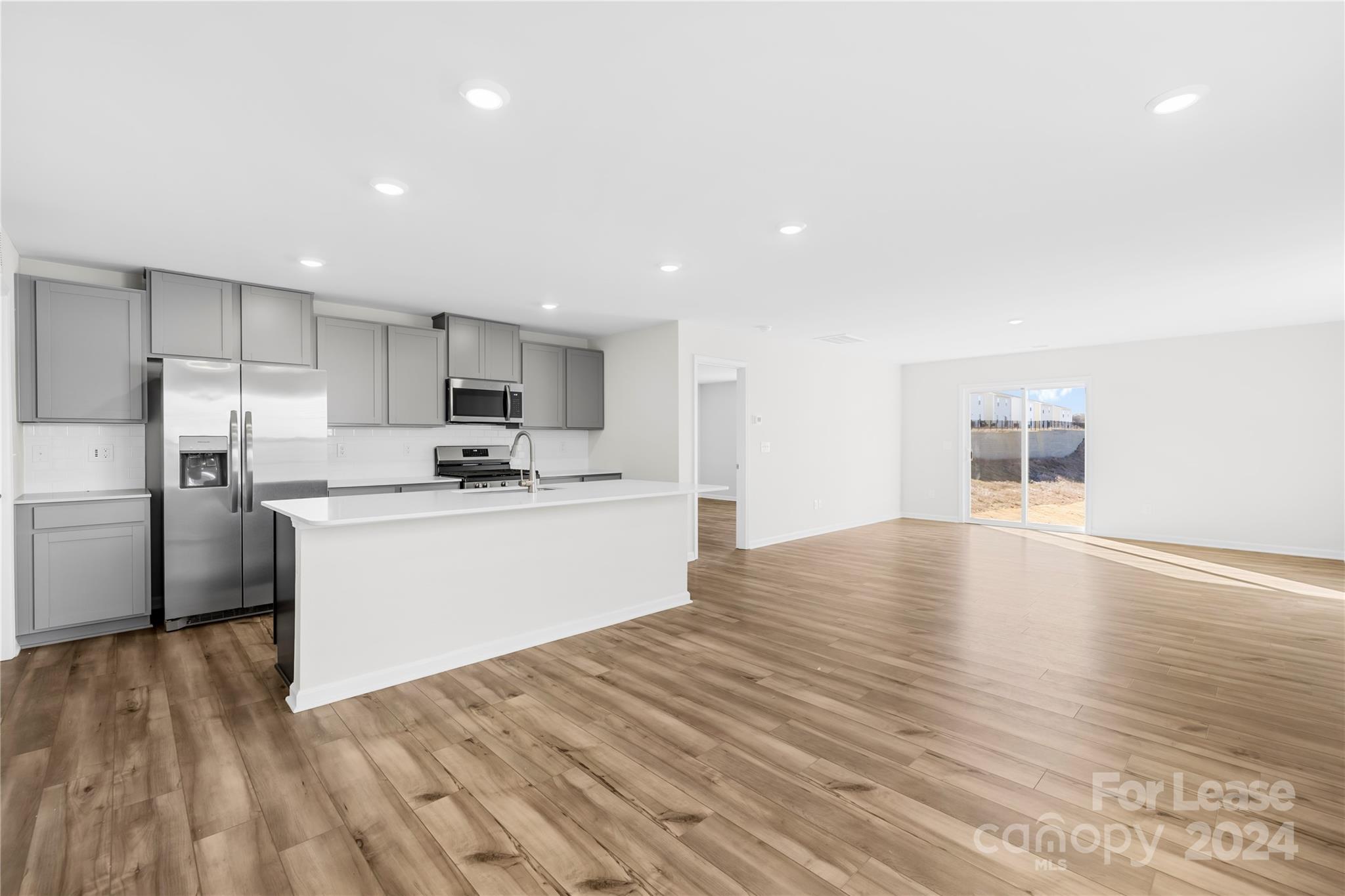 The Retreat at Cameron Commons - Residential Lease