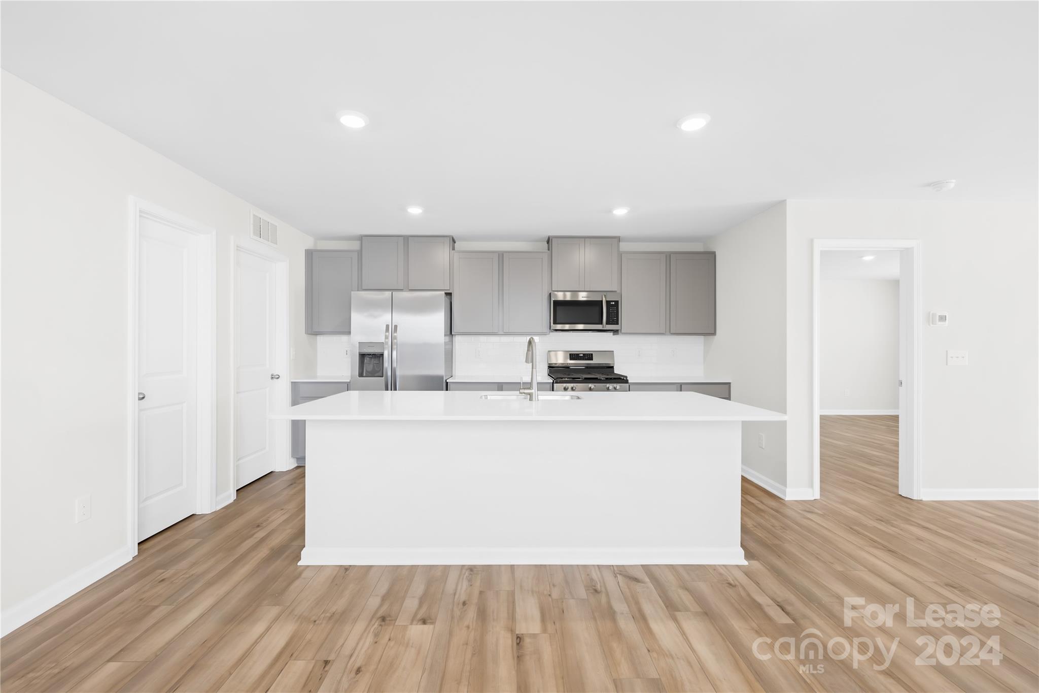 The Retreat at Cameron Commons - Residential Lease