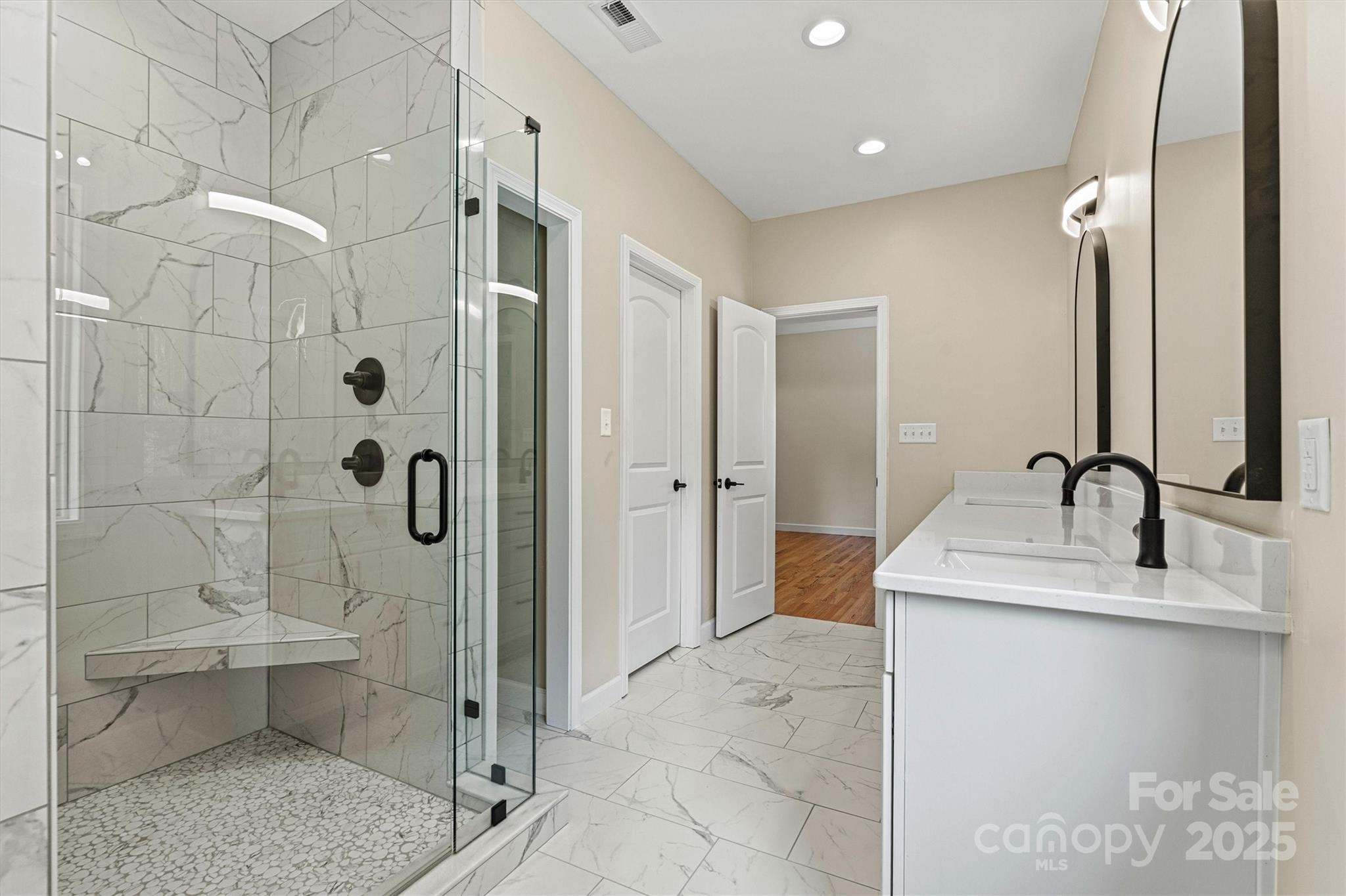 Shoal Creek Cove - Residential