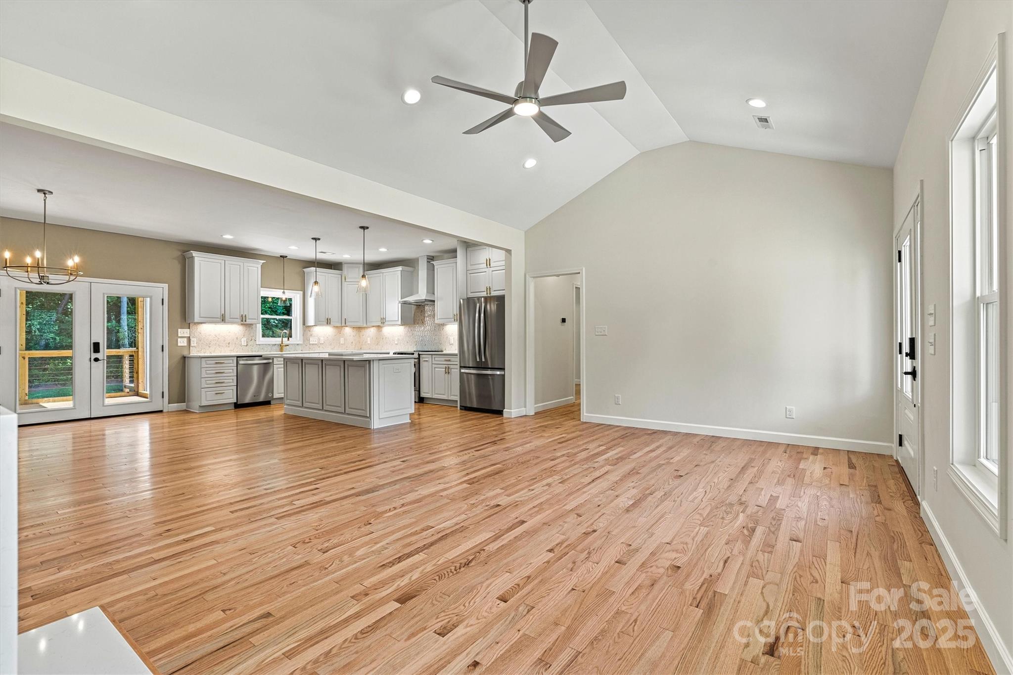 Shoal Creek Cove - Residential