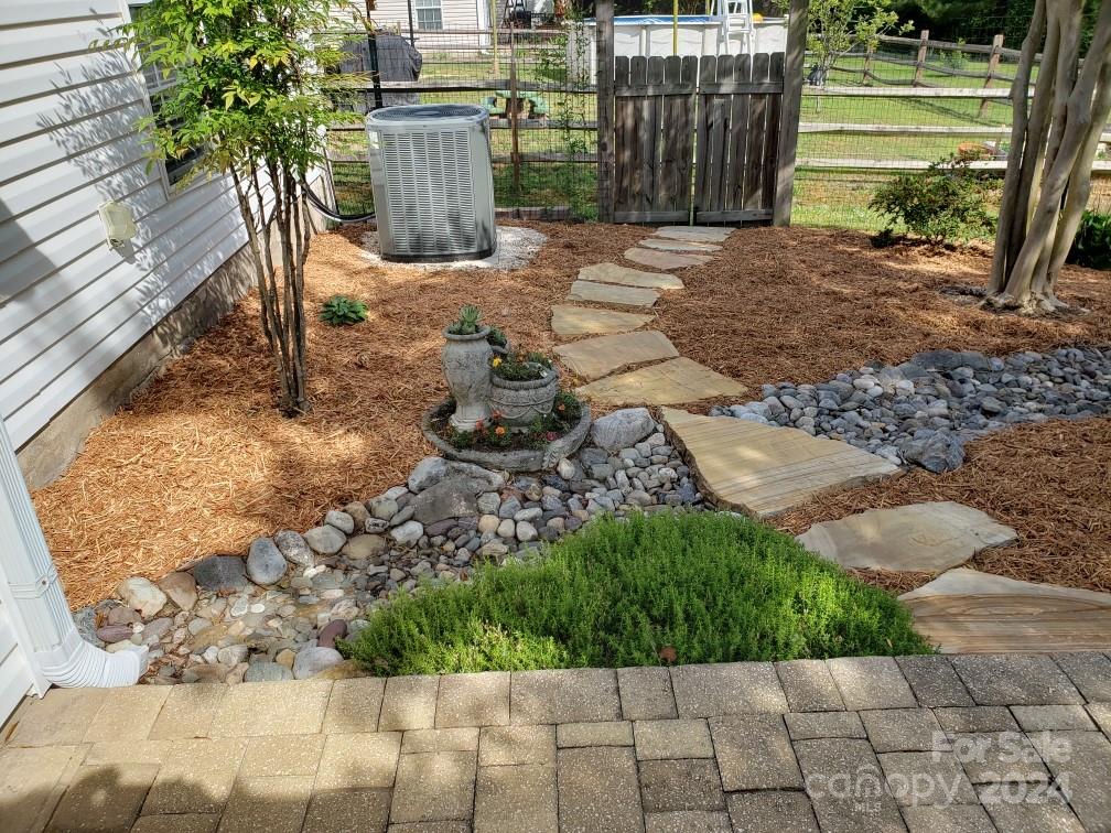 Amber Woods - Residential