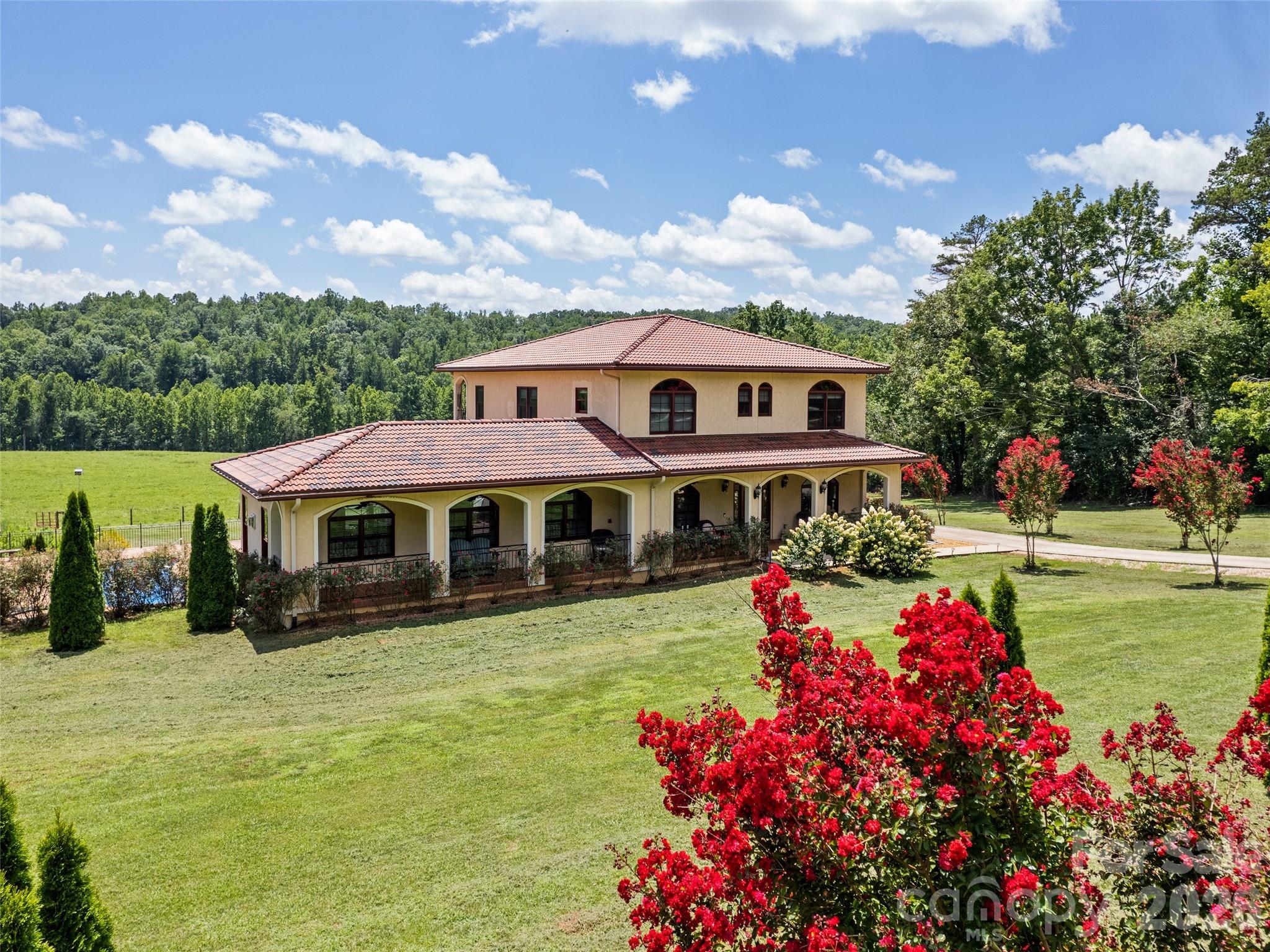 1418 Landis Lane