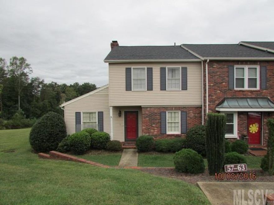 End unit at the back of complex.  2 story with screened side porch, with back patio.  All appliances remain, HOA is $138 per month which includes water/sewer/trash/ landscaping/pool and clubhouse. Large Pantry in kitchen, Master bedroom has 2 walk in closets with full bathroom.