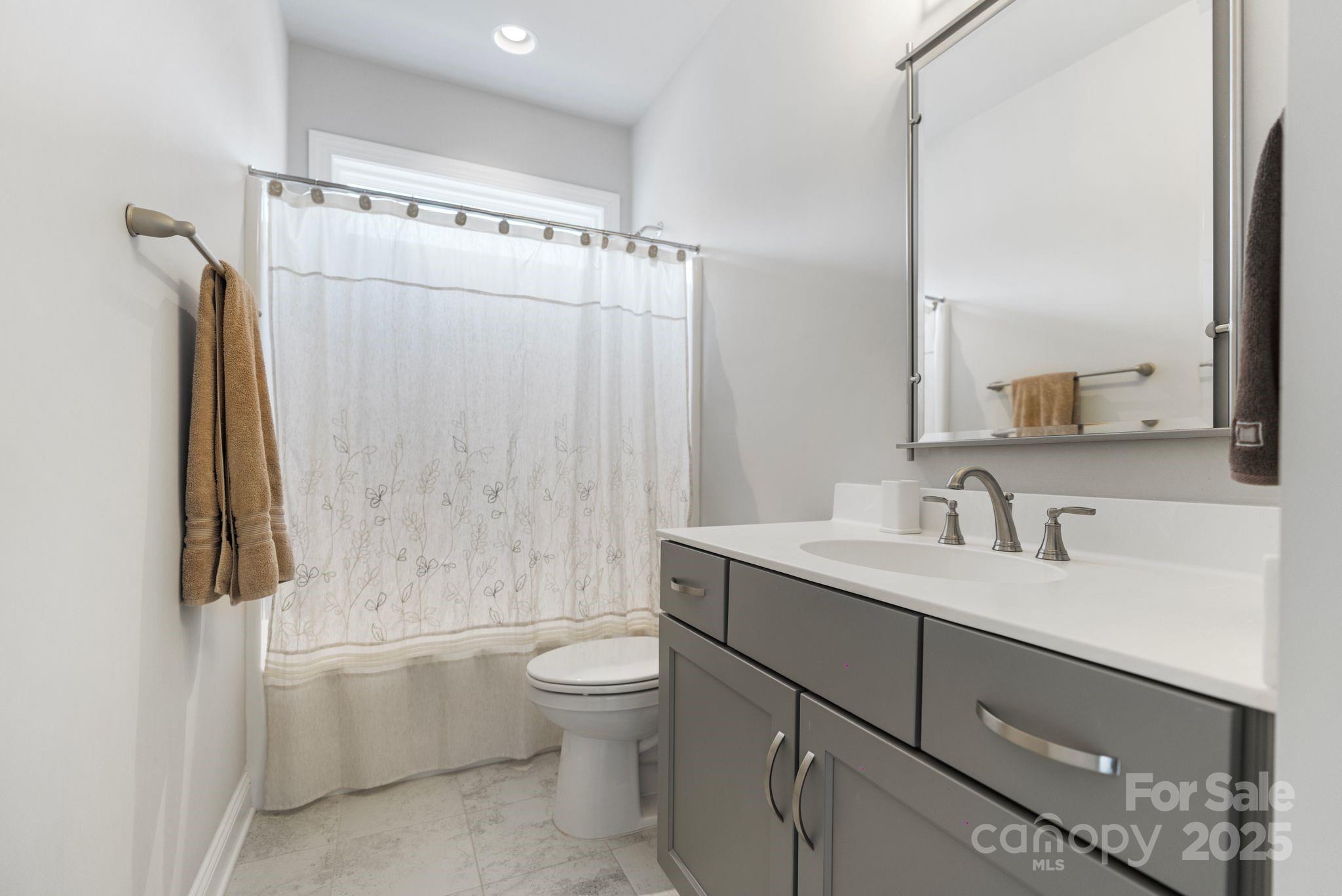 Island Forest - Residential