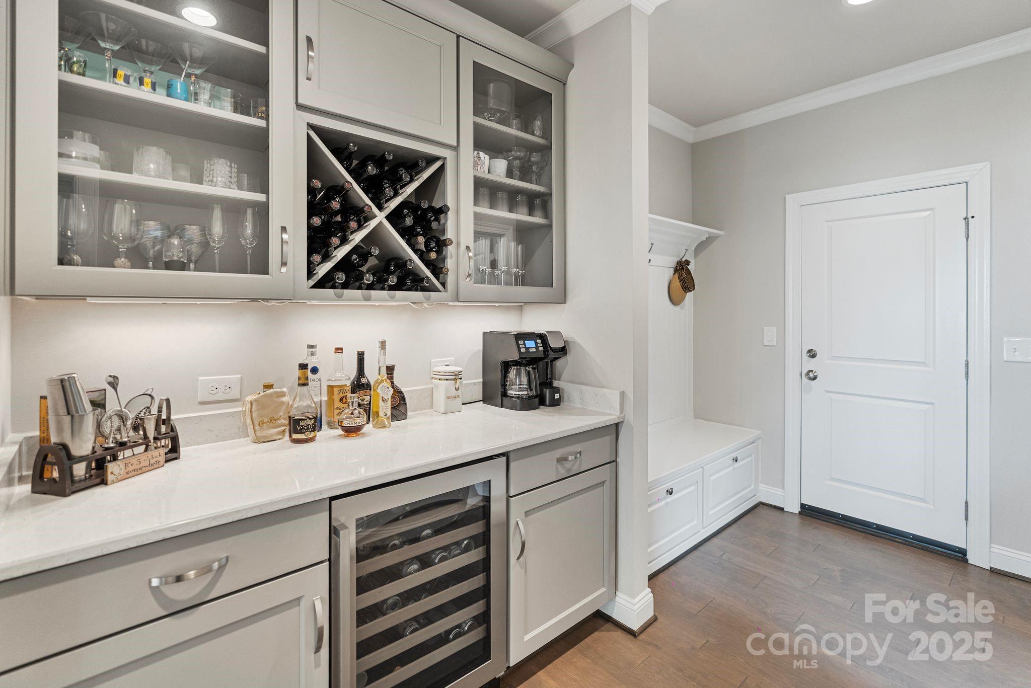 Island Forest - Residential