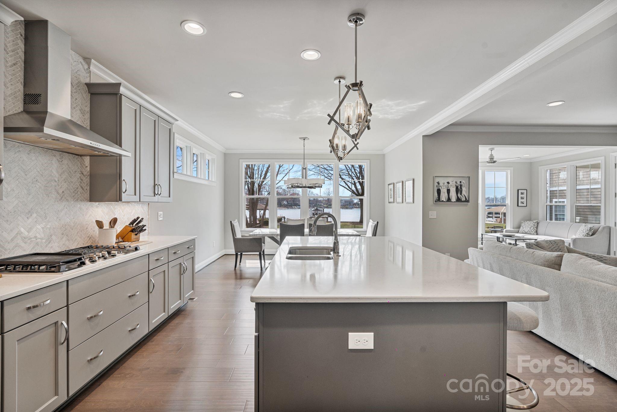 Island Forest - Residential