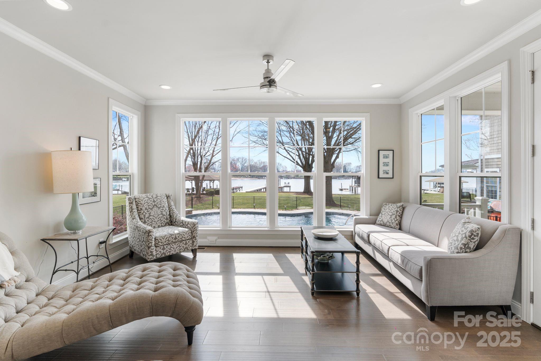 Island Forest - Residential