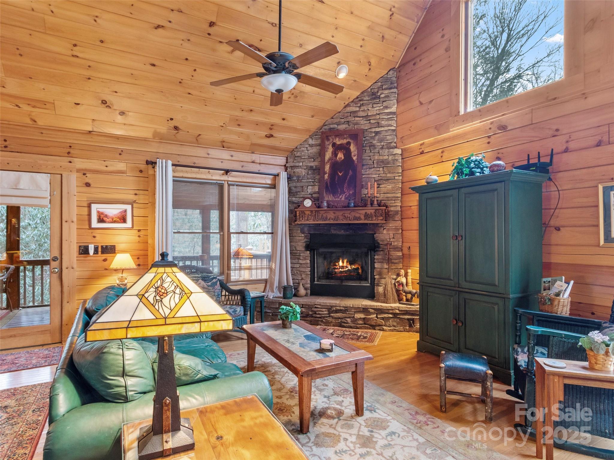 Mount Mitchell Lands - Residential