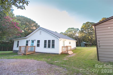 Photo of 940 Guy Heavner Road, Lincolnton, NC 28092 (MLS # 4377471)