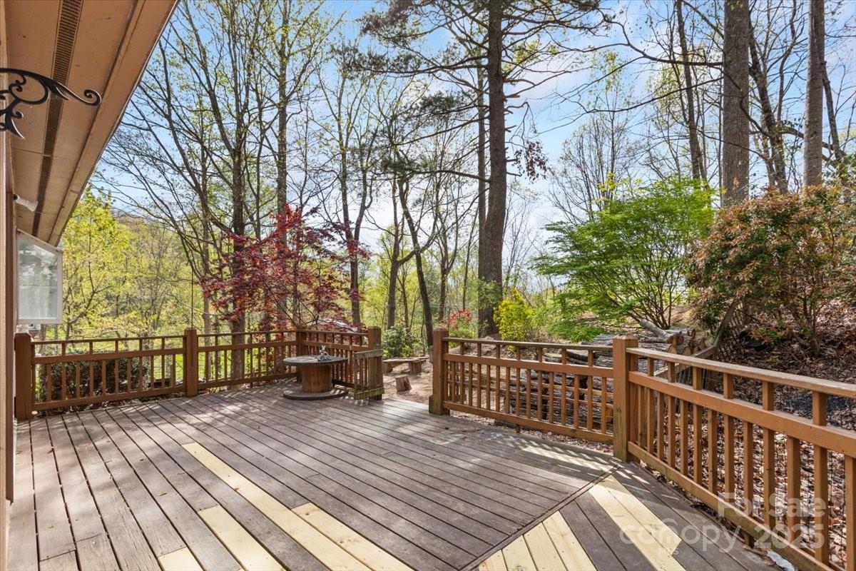 1 Spring Hill Drive
