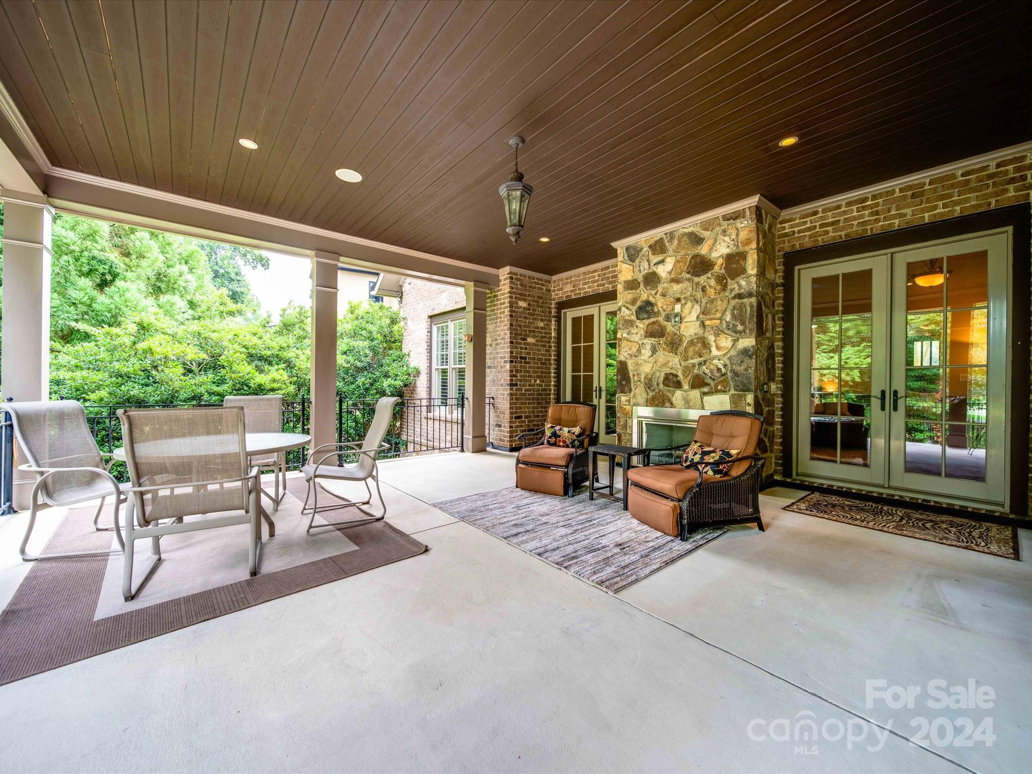 The Palisades - Residential