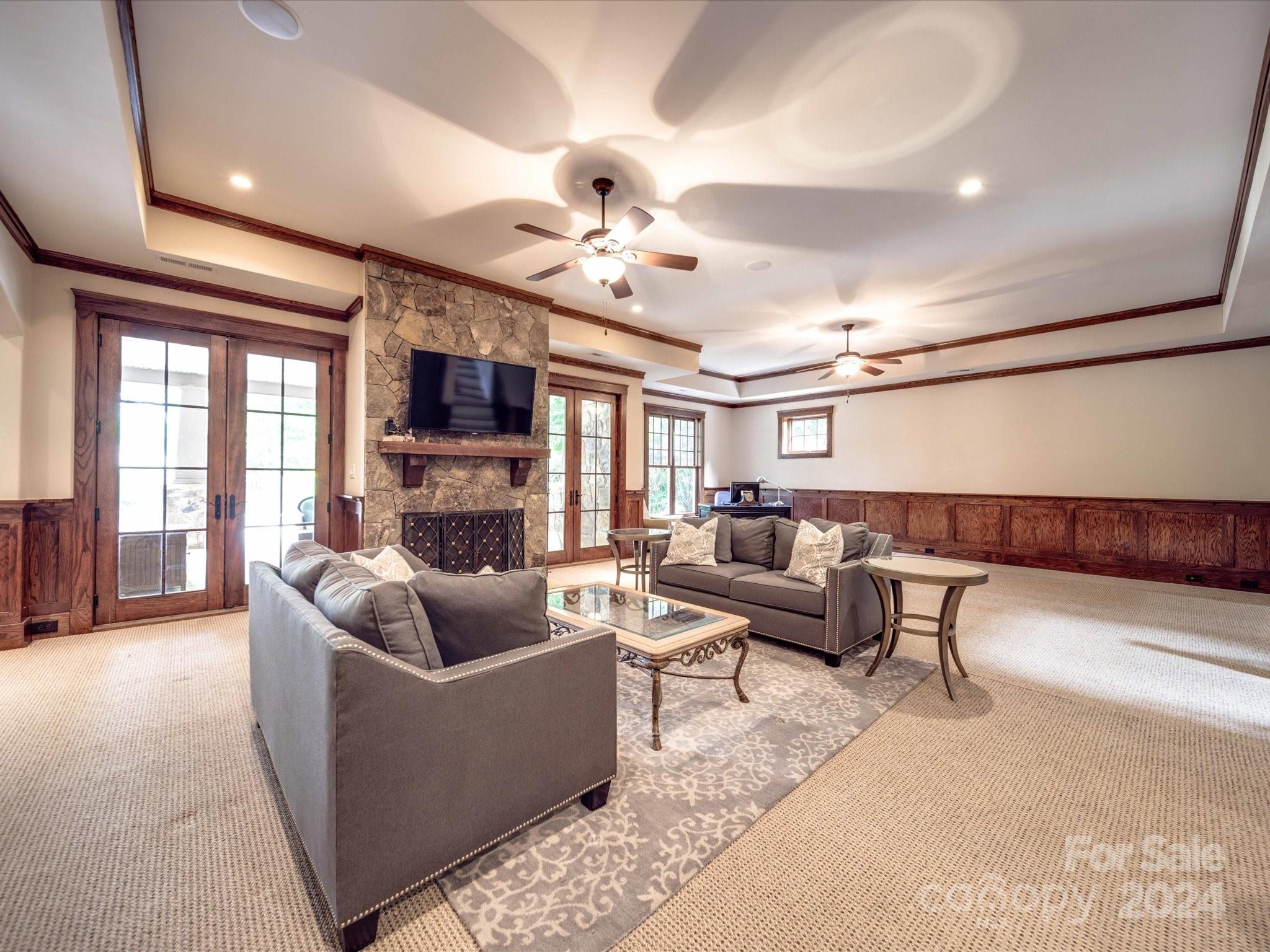 The Palisades - Residential