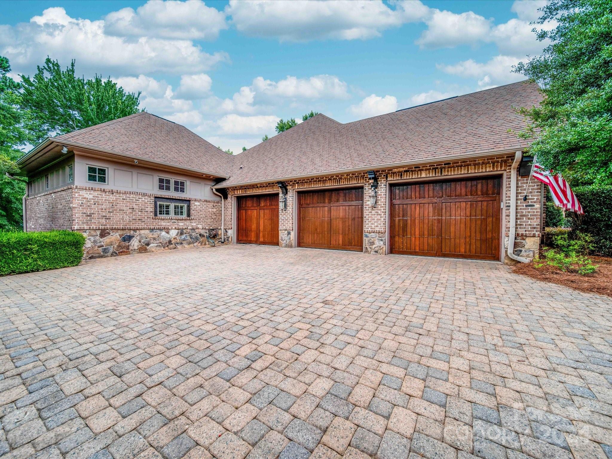 The Palisades - Residential