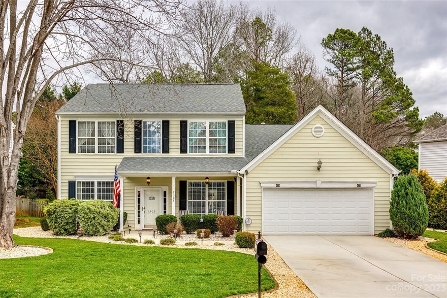 Very updated 2 story home with 4 bedrooms (primary bedroom on the main level), large bonus room, and 2.5 bathrooms with fenced in backyard, extended back patio, pergola, and French drain system. Sellers have completely updated all 3 bathrooms and the kitchen with high end finishes. Recently installed new upper level AC unit, complete leaf guard system, water heater, high end termite pest treatment with 12 year transferrable warranty, and an irrigation system. Truly a move-in ready home with great landscaping in a nice neighborhood with an outdoor community pool and playground.