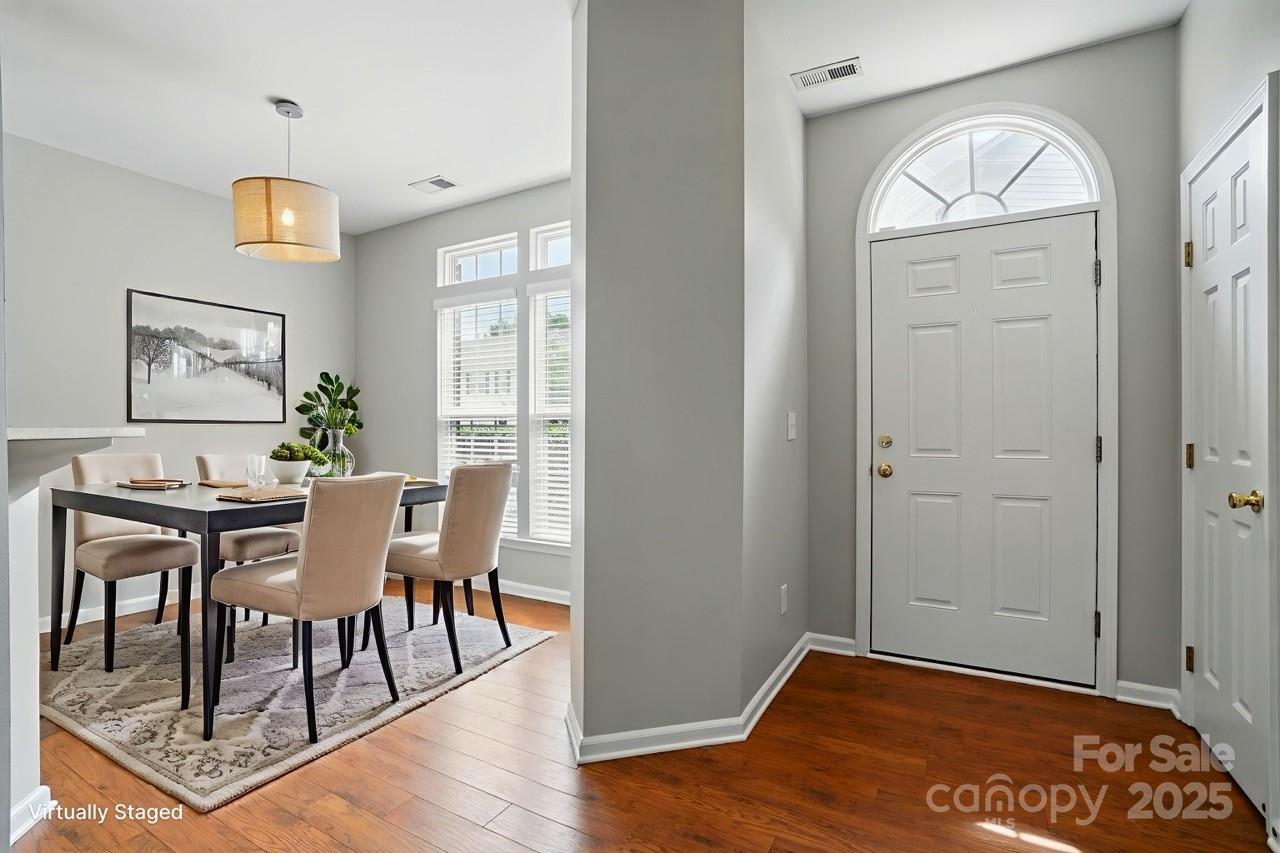 10867 Garden Oaks Lane