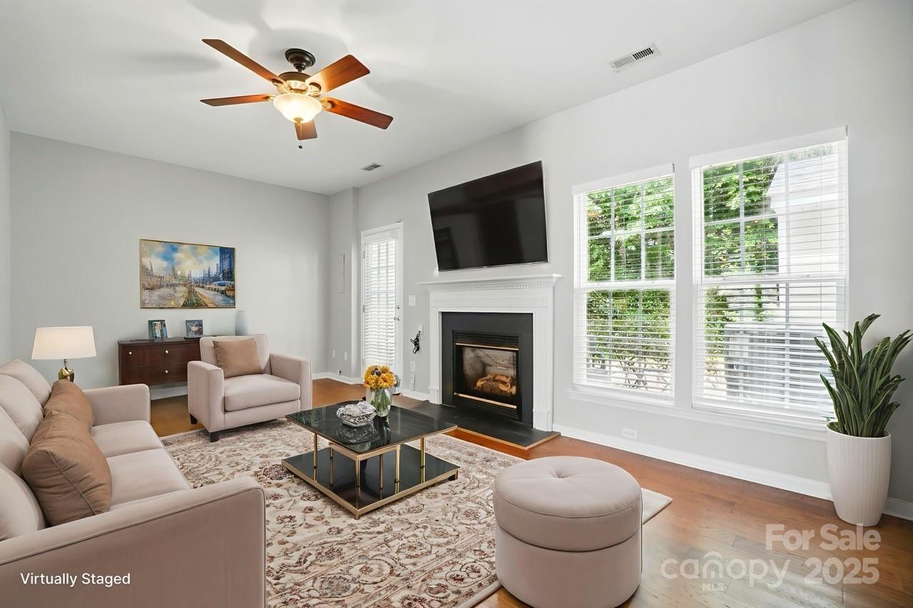 10867 Garden Oaks Lane