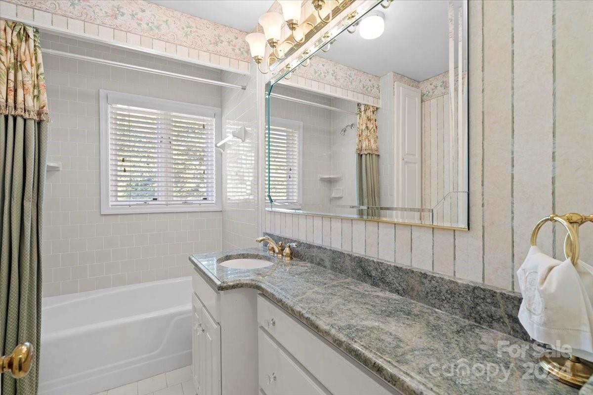 Sunny Hills - Residential