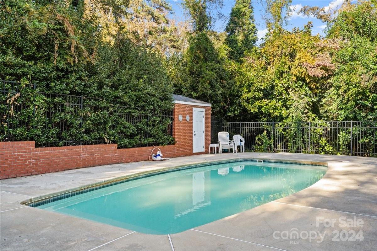 Sunny Hills - Residential