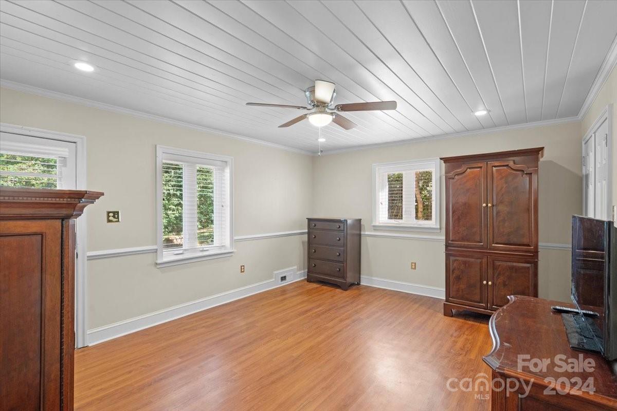 Sunny Hills - Residential