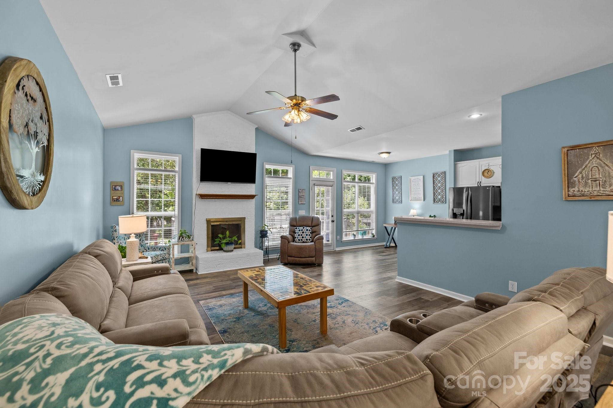 6908 Beamish Place