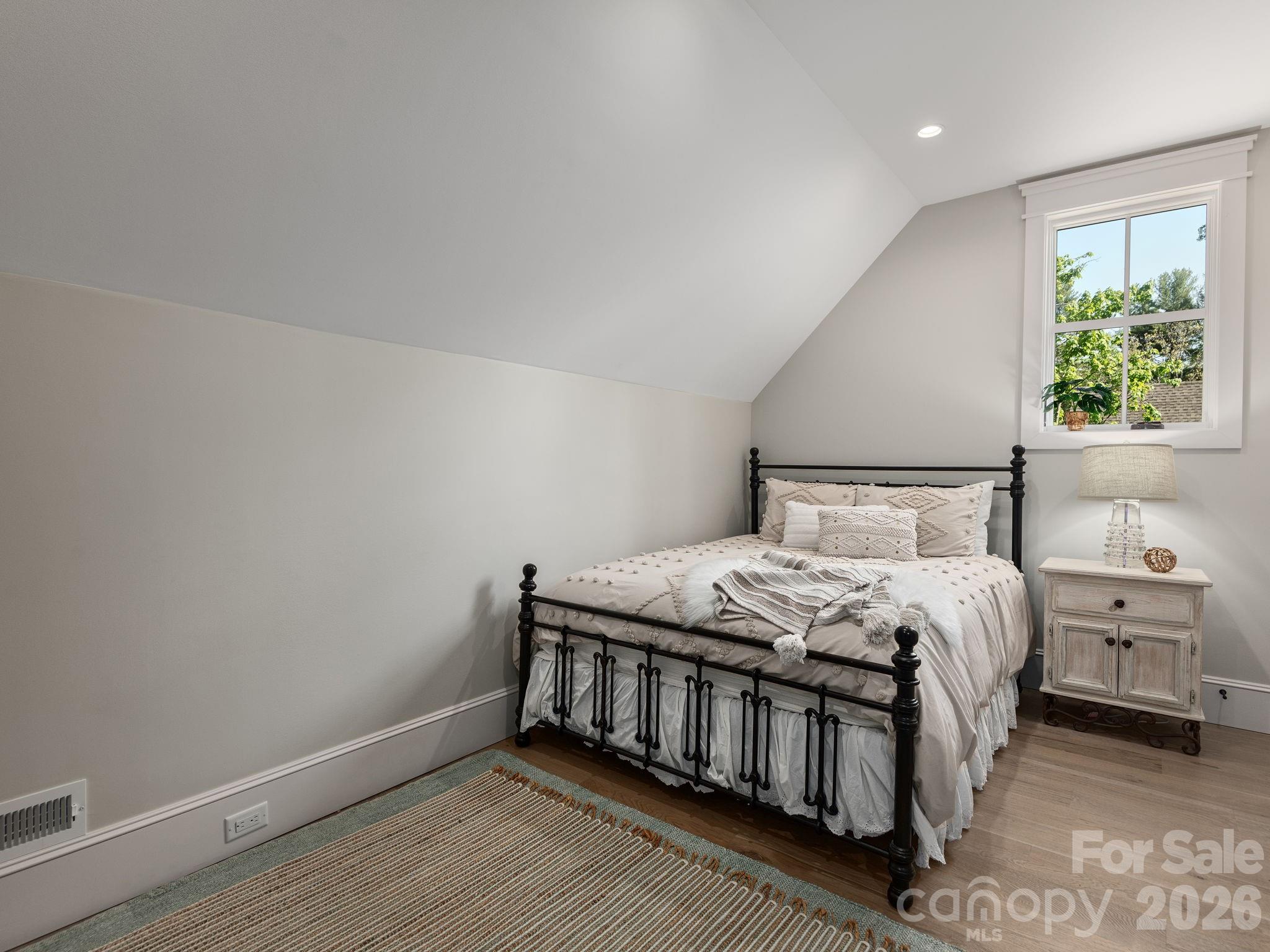Sovereign Oaks - Residential