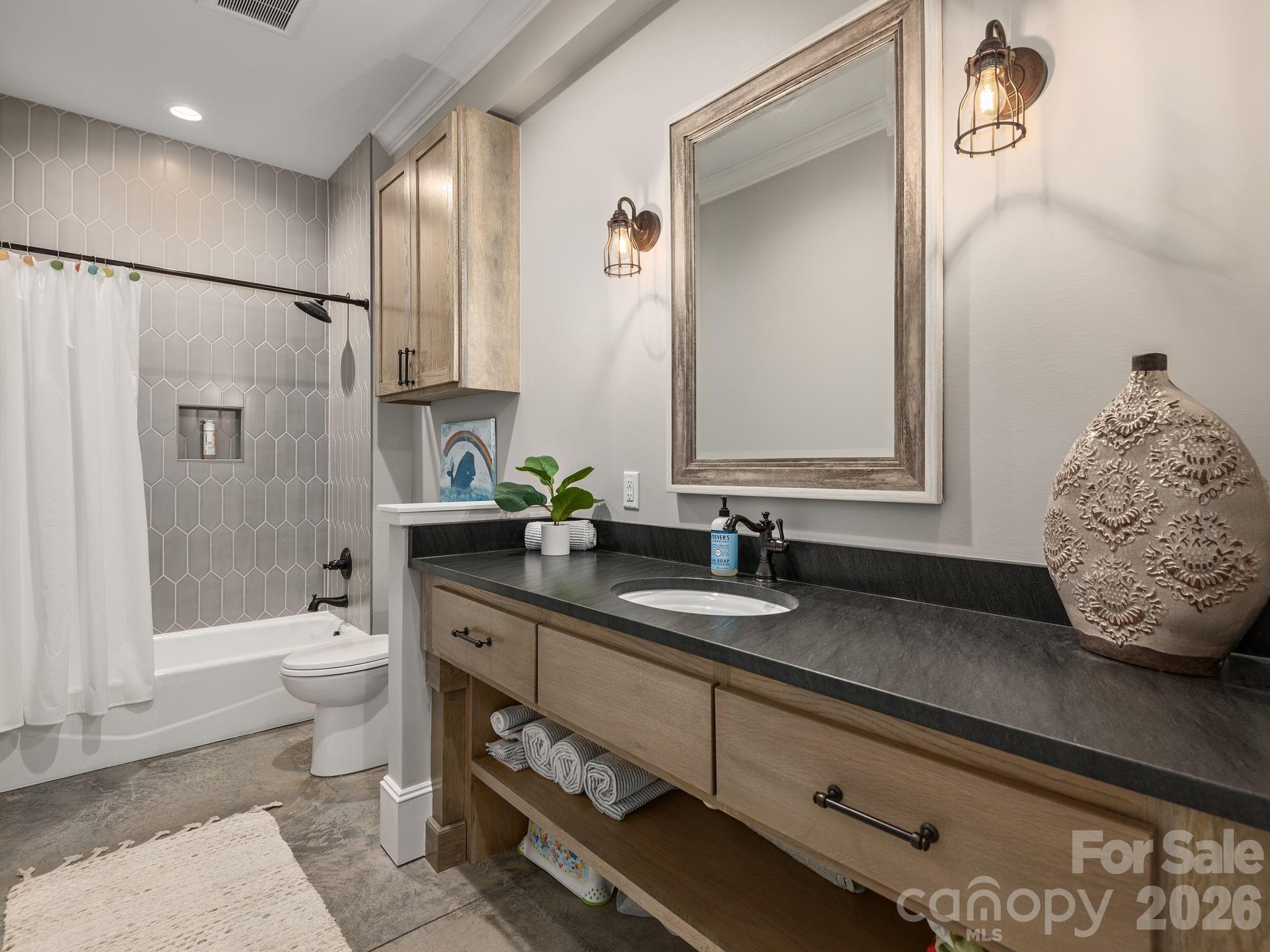 Sovereign Oaks - Residential