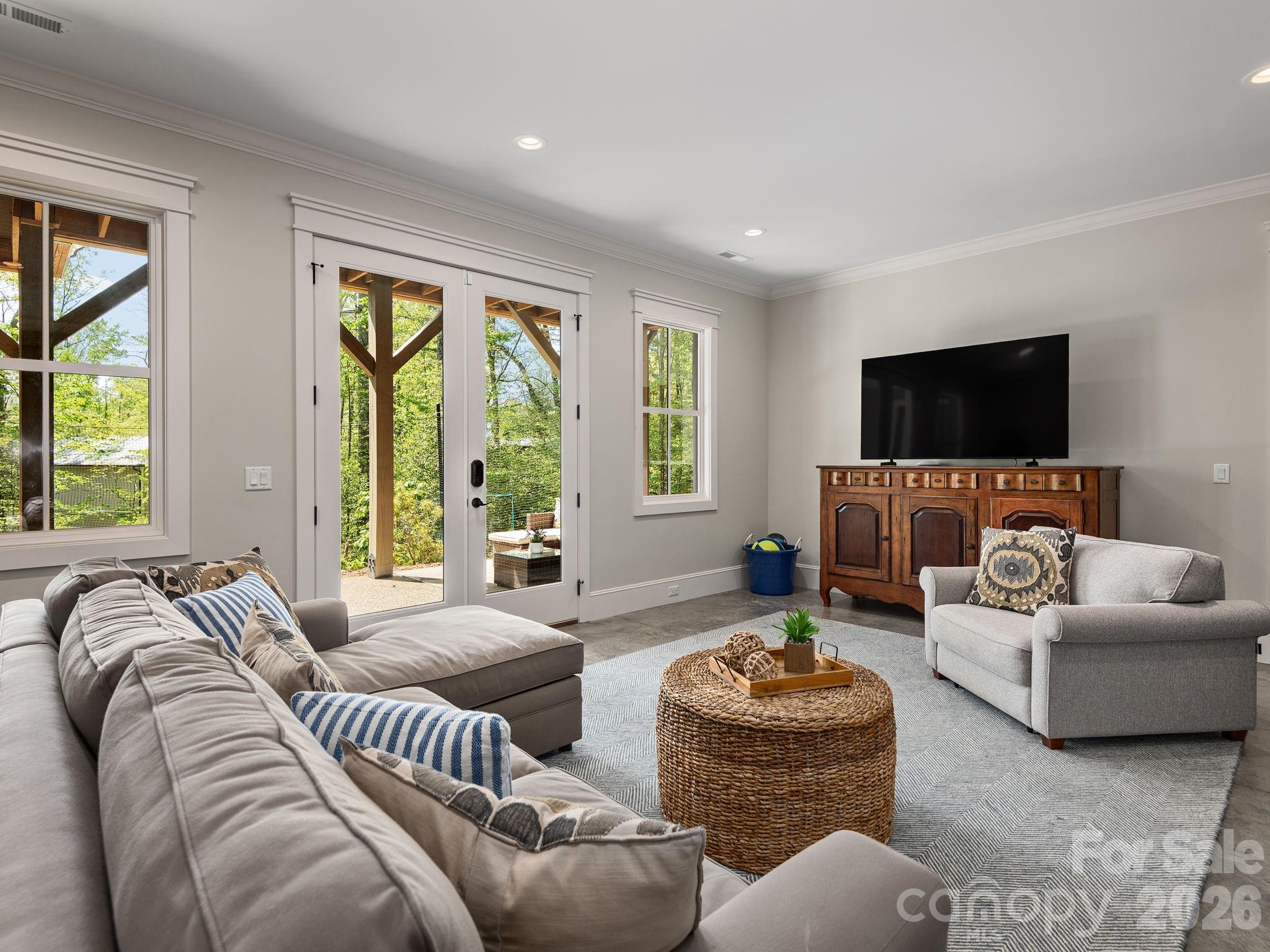 Sovereign Oaks - Residential