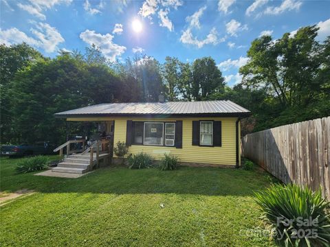 165 Ray Street Waynesville NC 28786