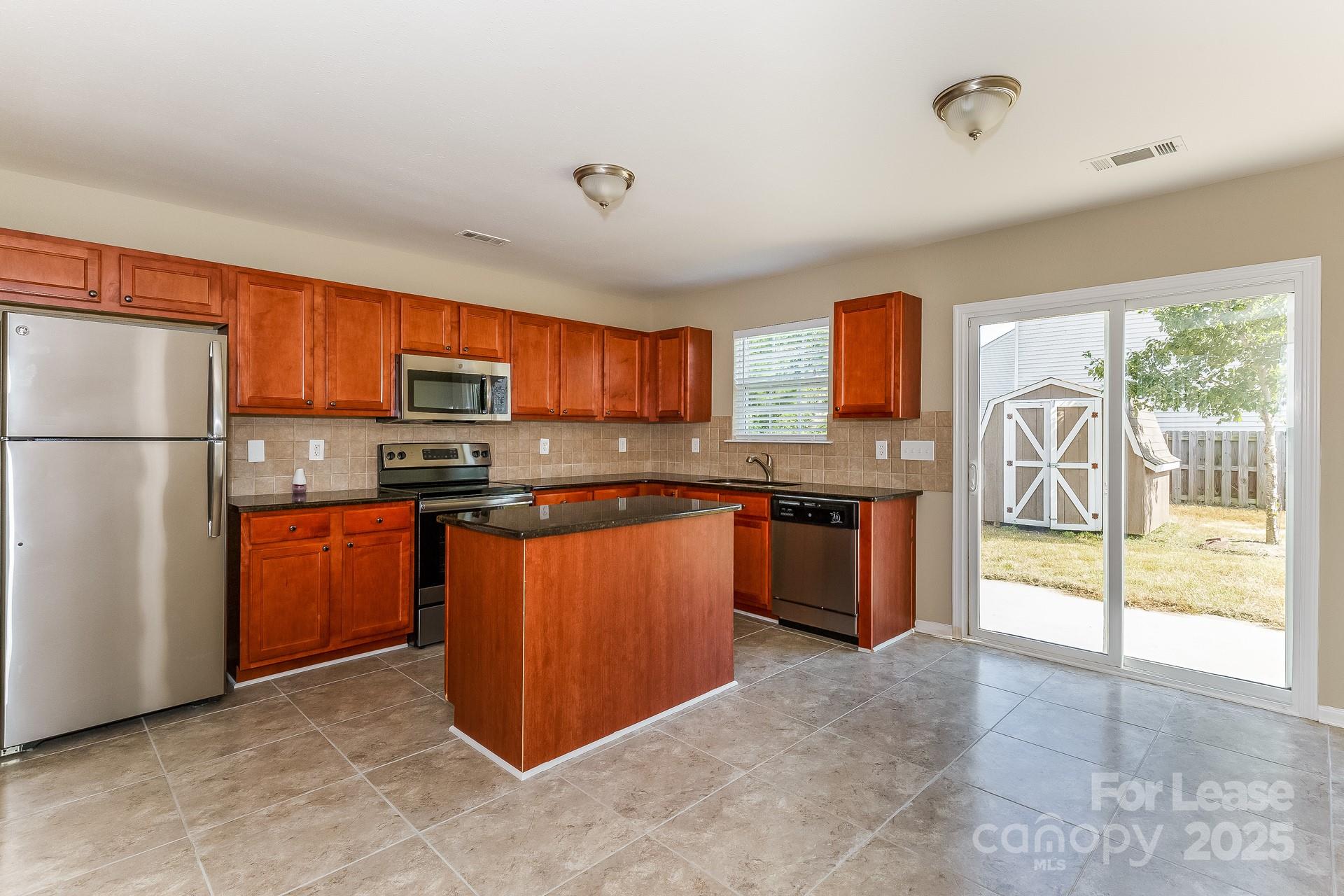 Waterlyn - Residential Lease