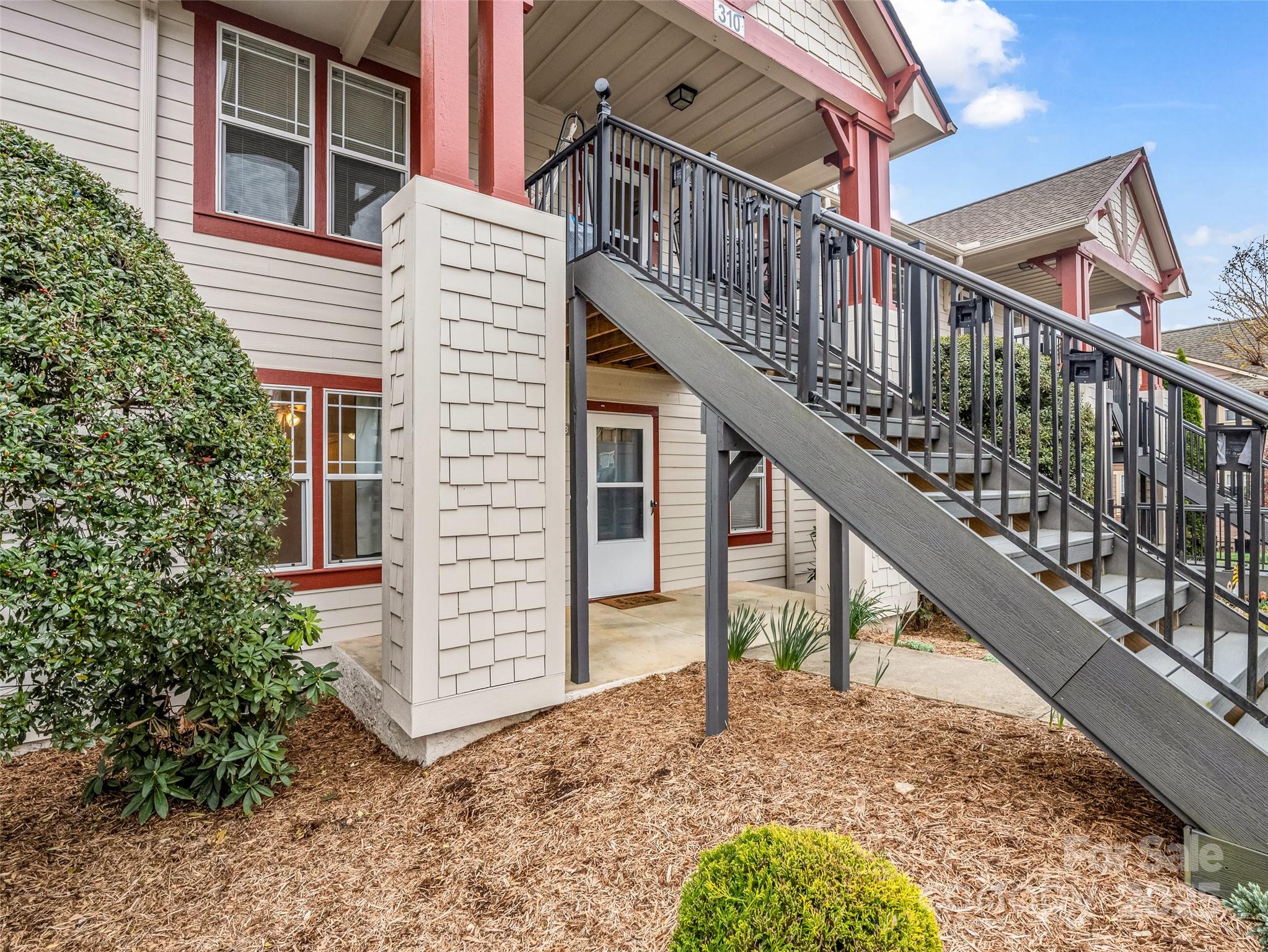 2403 Deermouse Way