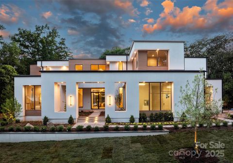 3630 Foxcroft Road Charlotte NC 28211
