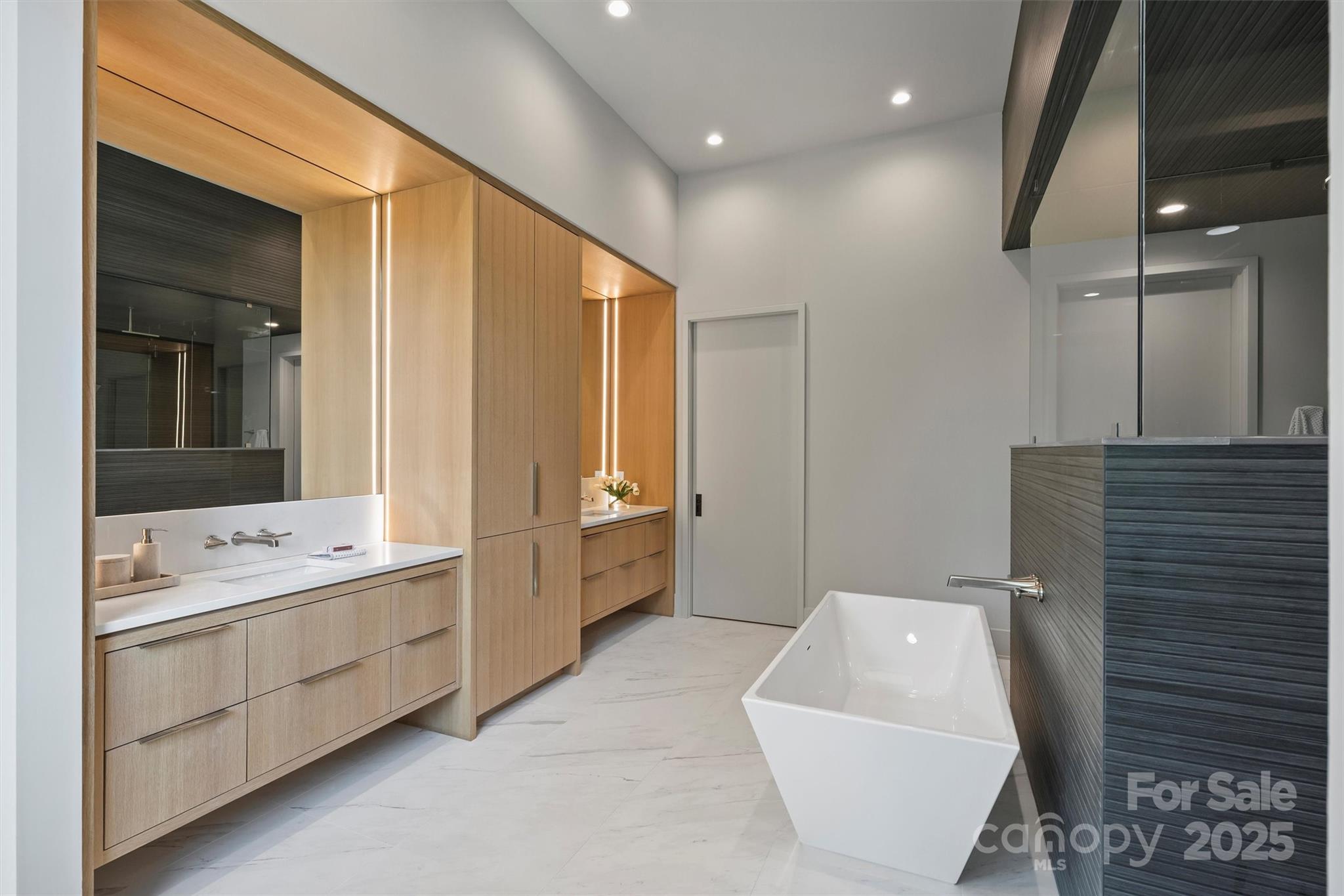 Foxcroft - Residential