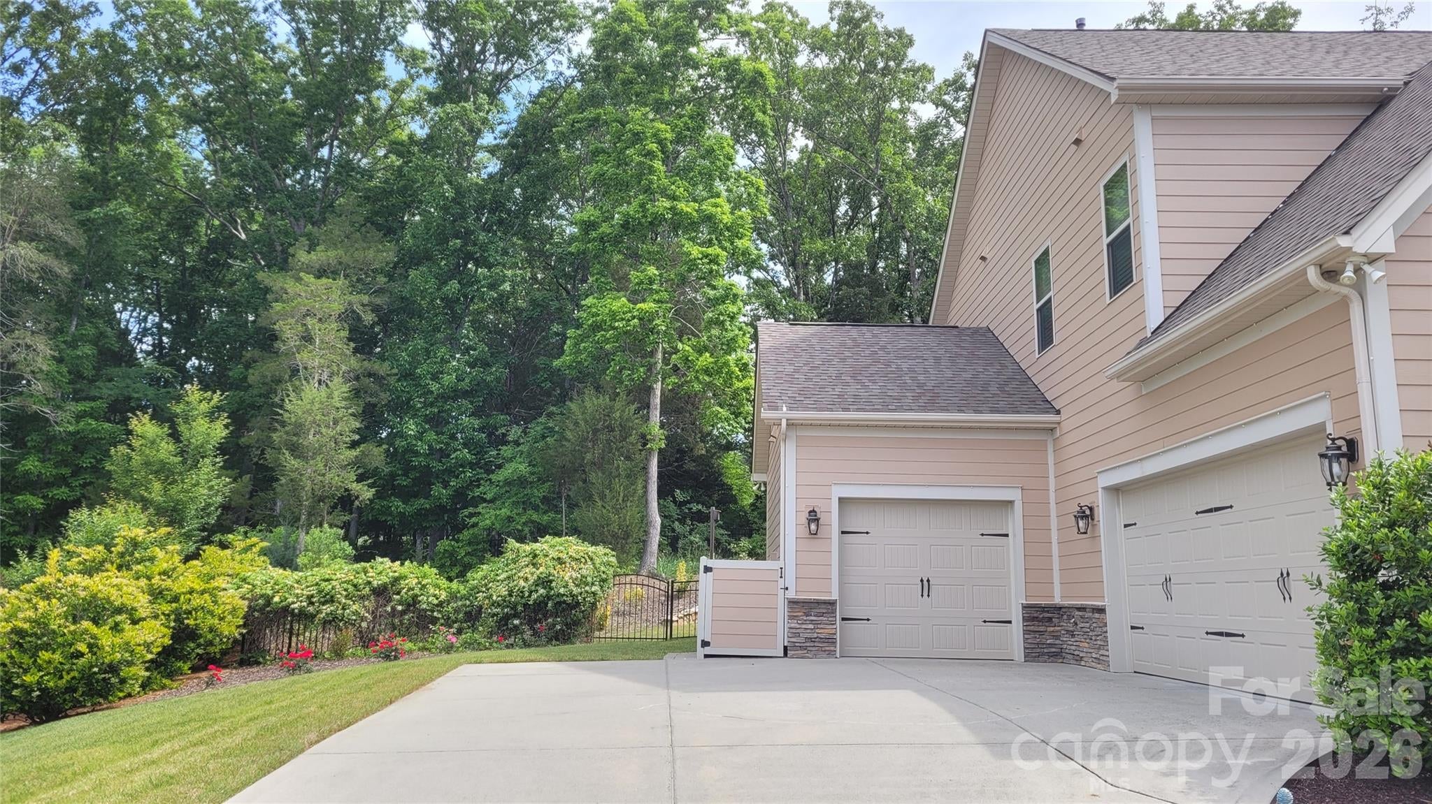 11045 Double Knot Court