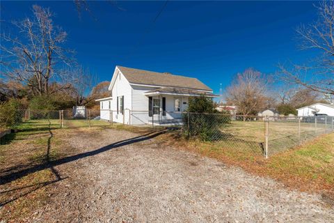 A home in Clover