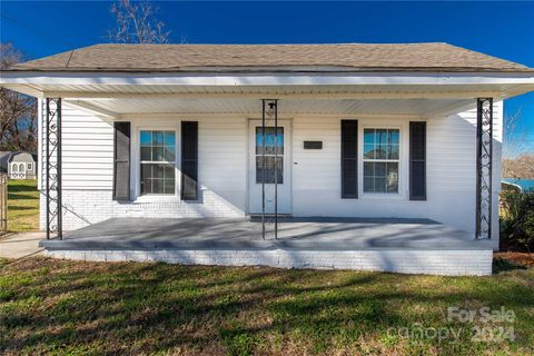 A home in Clover