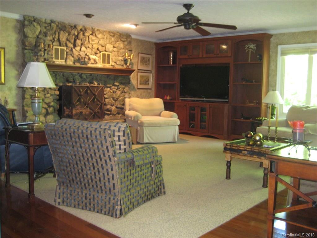 Pinetuck - Residential