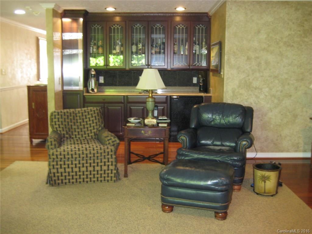 Pinetuck - Residential