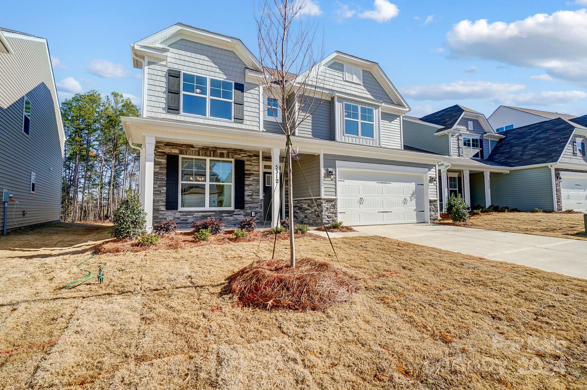 Hampton Woods - Residential