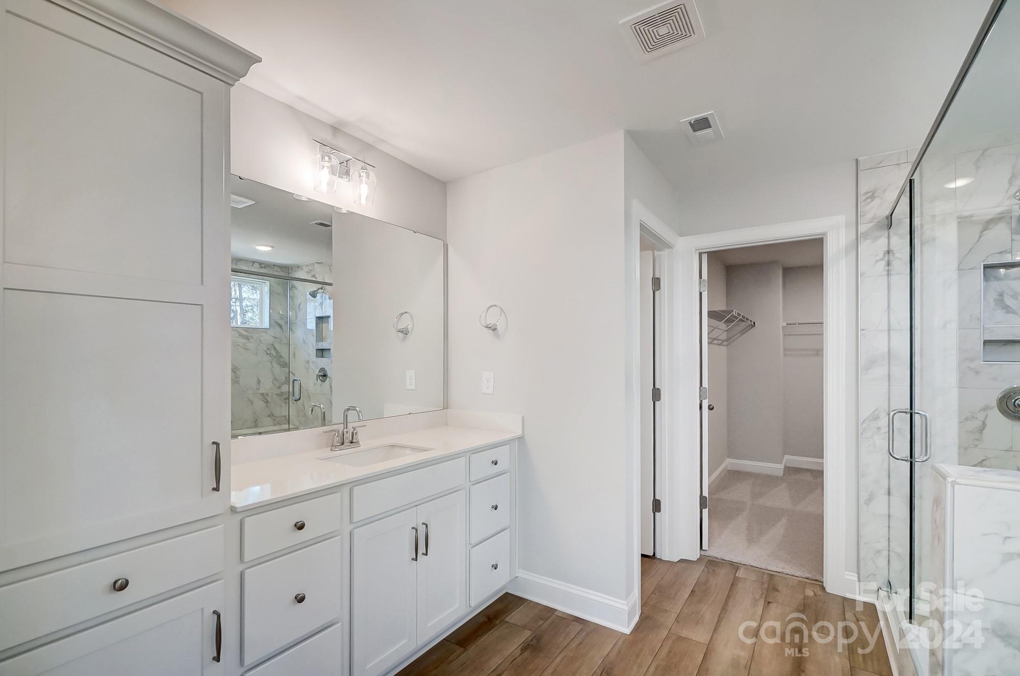 Hampton Woods - Residential