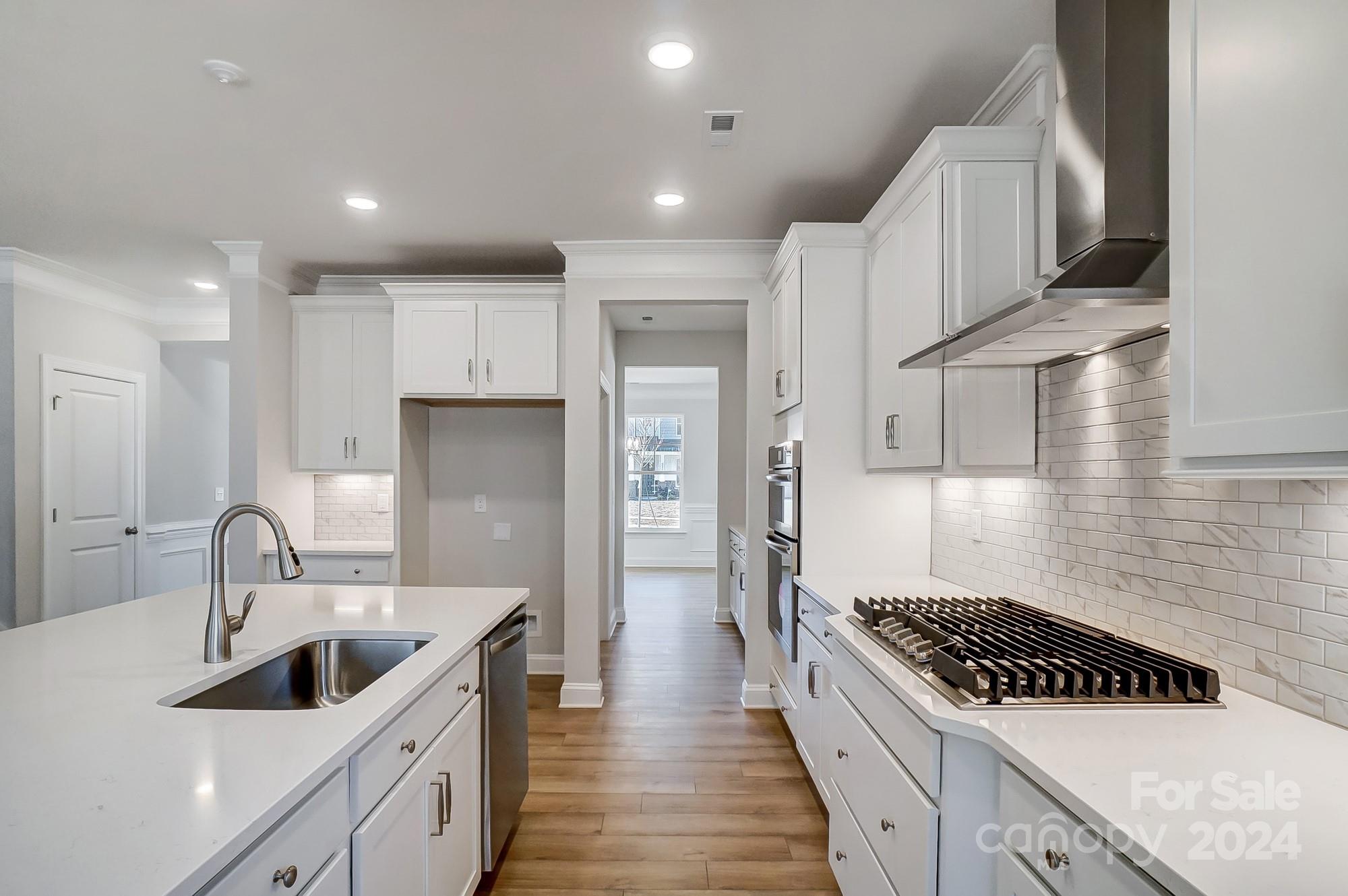 Hampton Woods - Residential